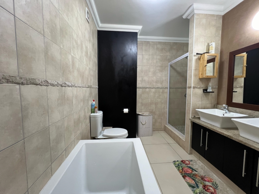 3 Bedroom Property for Sale in La Mercy KwaZulu-Natal