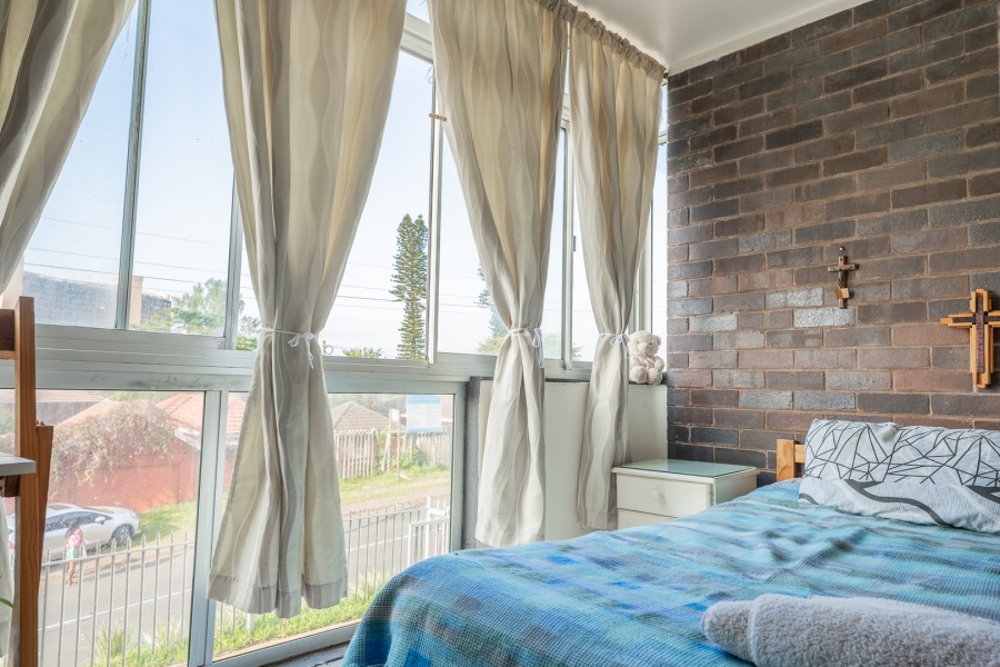 1 Bedroom Property for Sale in Amanzimtoti KwaZulu-Natal