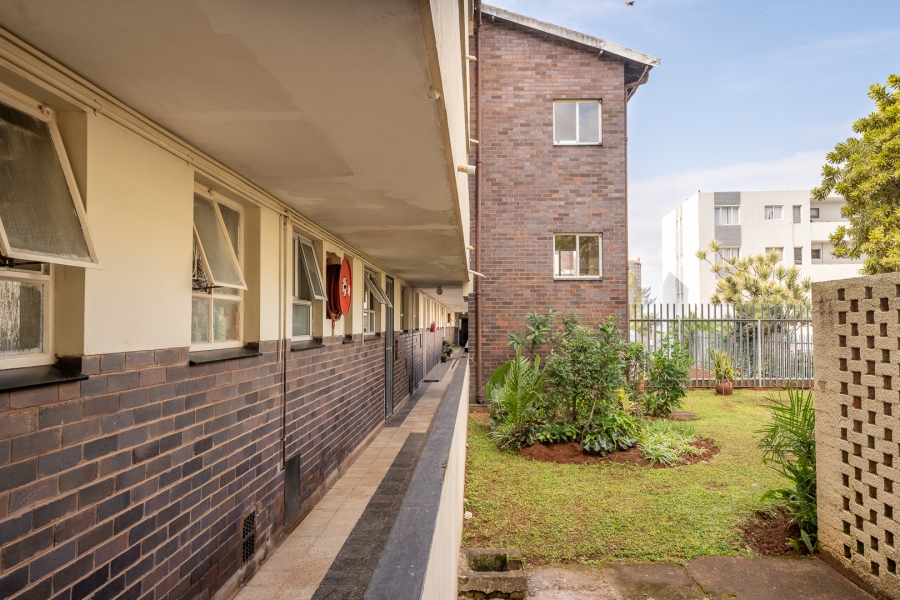 1 Bedroom Property for Sale in Amanzimtoti KwaZulu-Natal