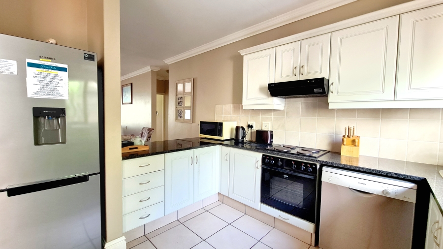 2 Bedroom Property for Sale in Selborne Golf Estate KwaZulu-Natal