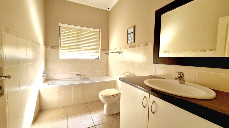 2 Bedroom Property for Sale in Selborne Golf Estate KwaZulu-Natal