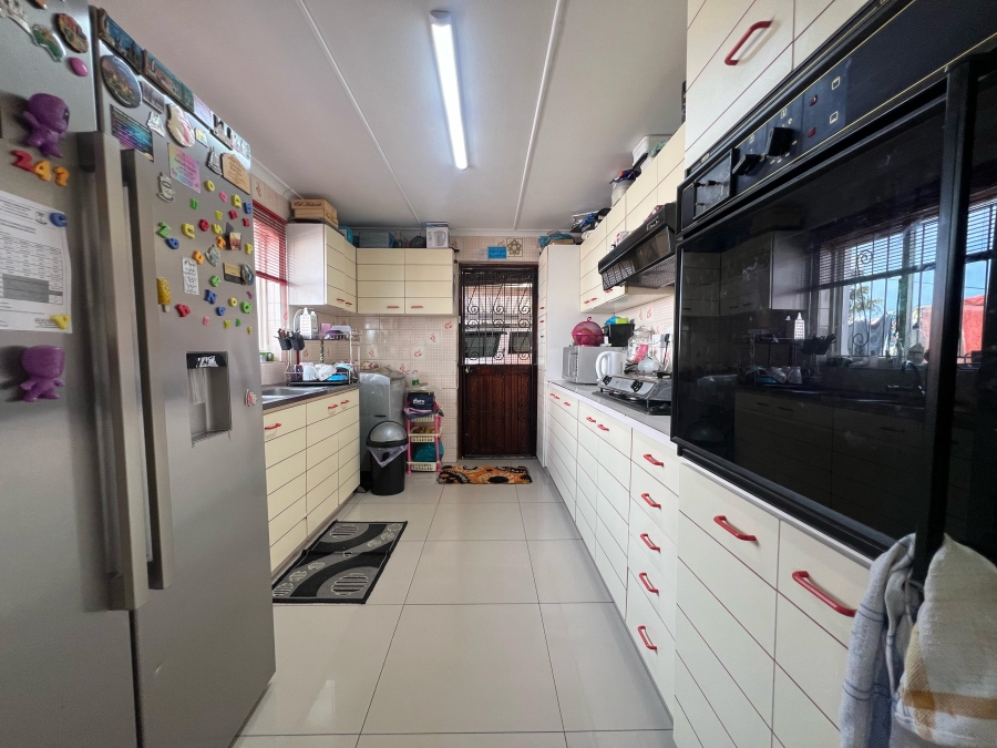 4 Bedroom Property for Sale in Belvedere KwaZulu-Natal