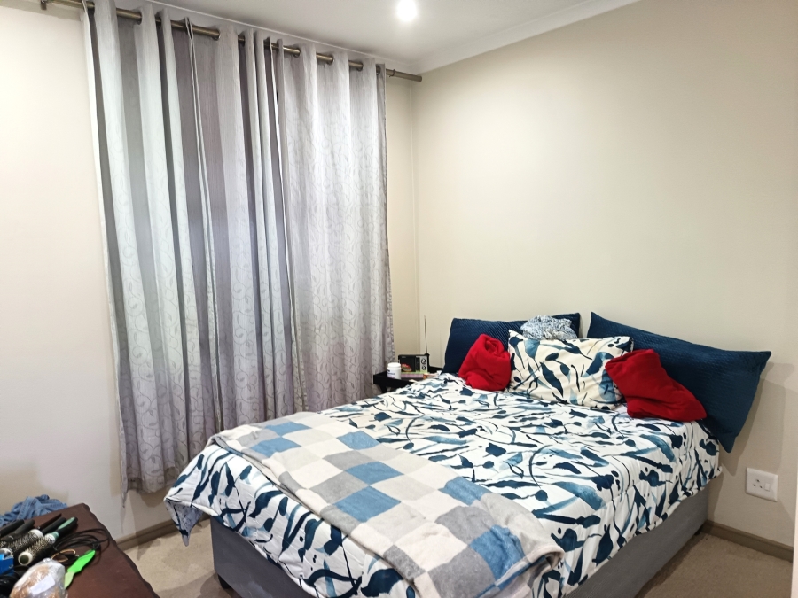 2 Bedroom Property for Sale in Hillcrest Central KwaZulu-Natal