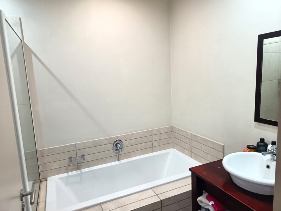 2 Bedroom Property for Sale in Hillcrest Central KwaZulu-Natal