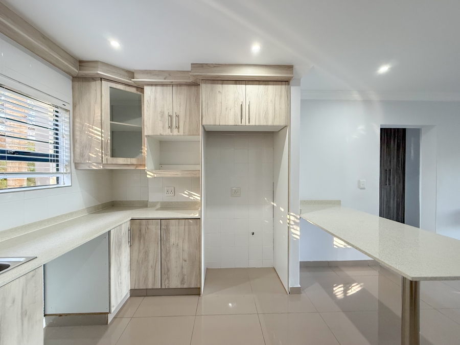 To Let 2 Bedroom Property for Rent in Palm Lakes Estate KwaZulu-Natal