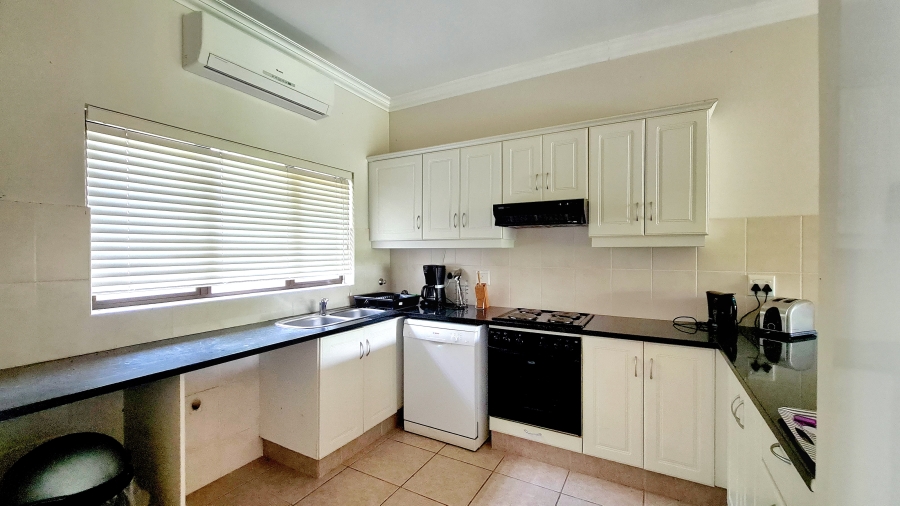 2 Bedroom Property for Sale in Selborne Golf Estate KwaZulu-Natal
