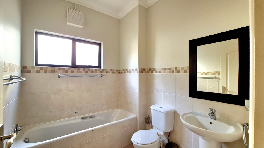 2 Bedroom Property for Sale in Selborne Golf Estate KwaZulu-Natal