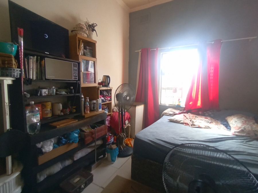 6 Bedroom Property for Sale in Sea View KwaZulu-Natal