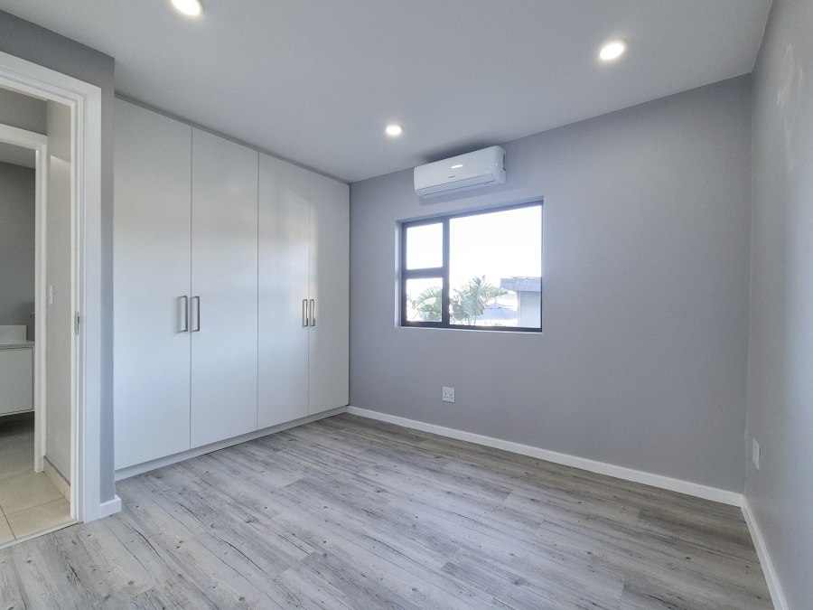 2 Bedroom Property for Sale in Shakas Rock KwaZulu-Natal