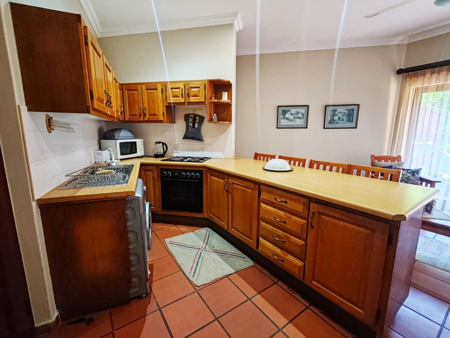 To Let 2 Bedroom Property for Rent in Umtentweni KwaZulu-Natal