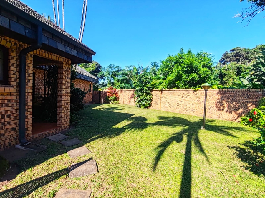 To Let 2 Bedroom Property for Rent in Umtentweni KwaZulu-Natal