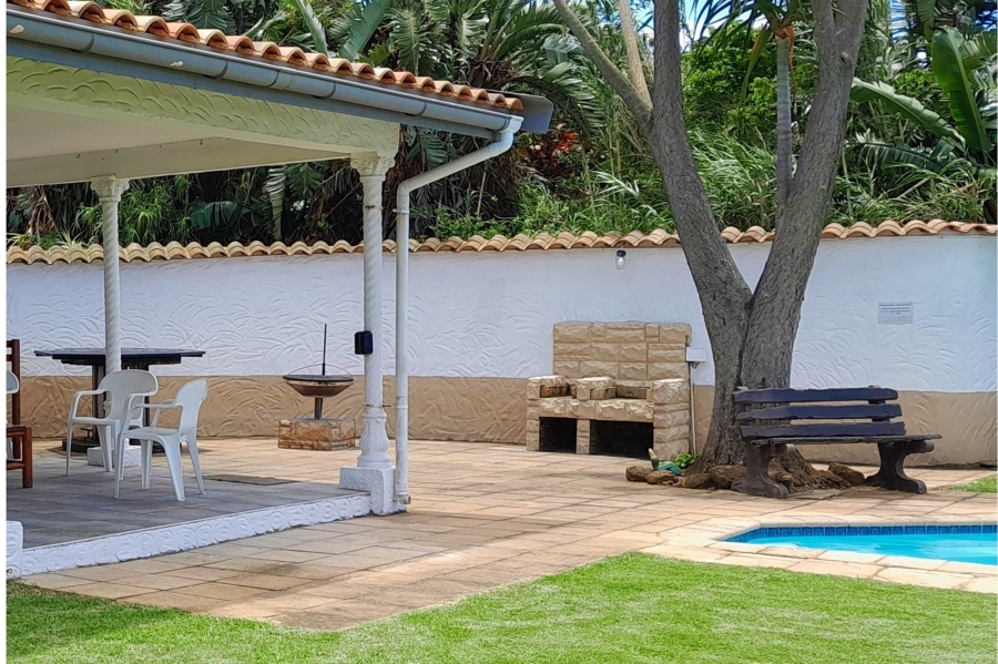 7 Bedroom Property for Sale in Bazley Beach KwaZulu-Natal