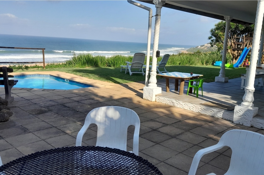 7 Bedroom Property for Sale in Bazley Beach KwaZulu-Natal