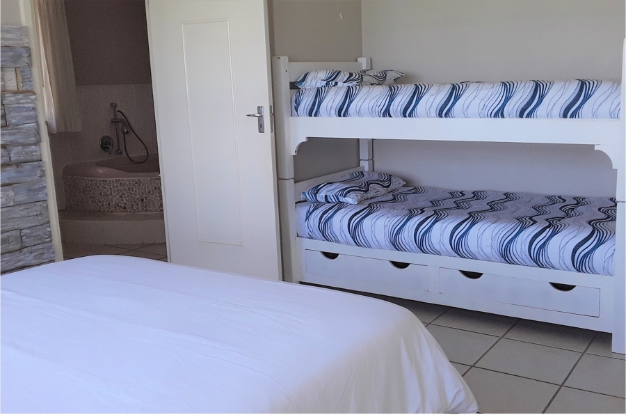 7 Bedroom Property for Sale in Bazley Beach KwaZulu-Natal