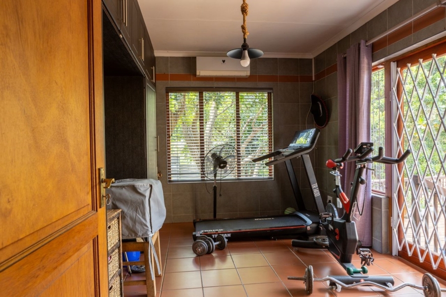 5 Bedroom Property for Sale in Yellowwood Park KwaZulu-Natal
