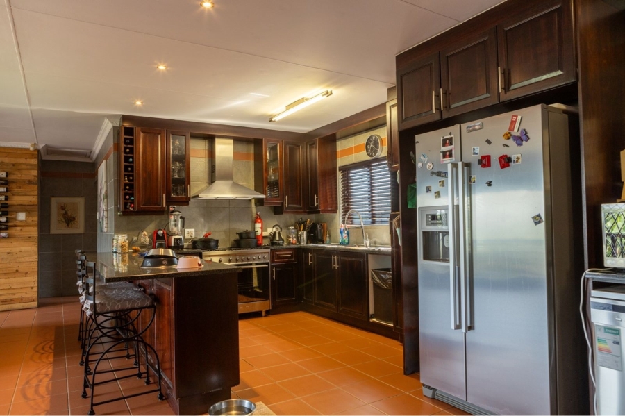 5 Bedroom Property for Sale in Yellowwood Park KwaZulu-Natal