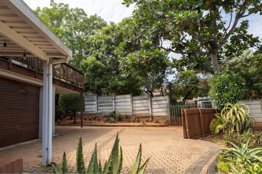 5 Bedroom Property for Sale in Yellowwood Park KwaZulu-Natal