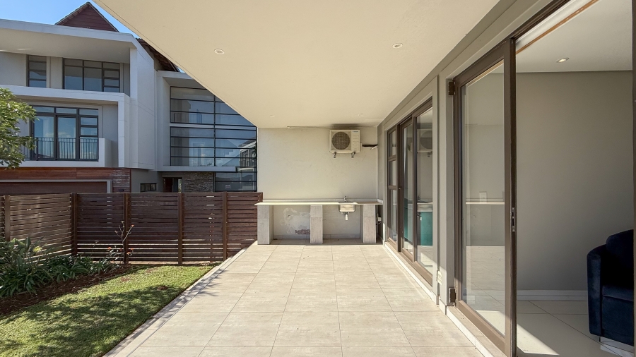 6 Bedroom Property for Sale in Izinga Estate KwaZulu-Natal
