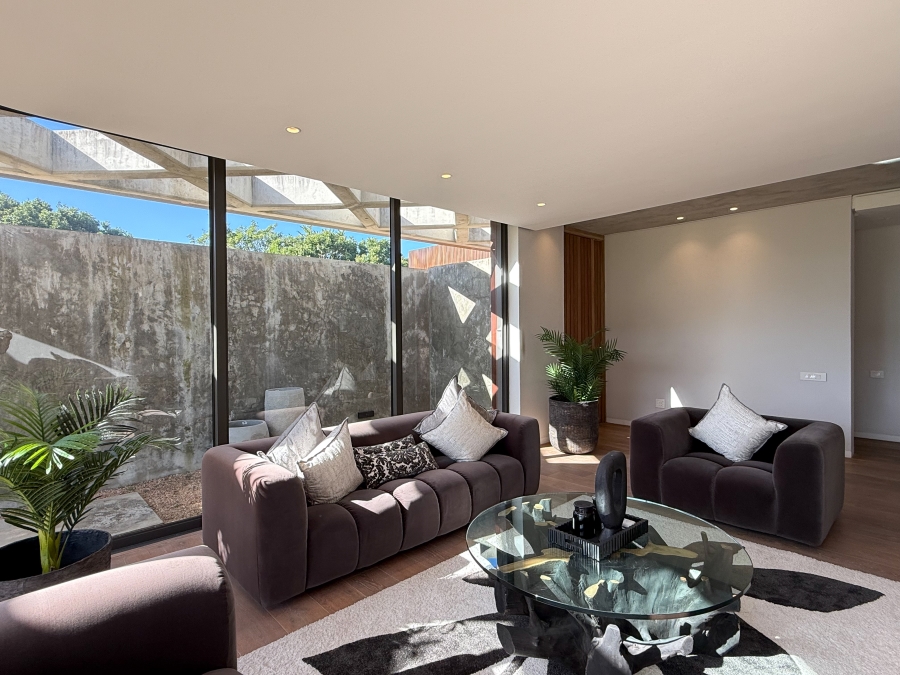 4 Bedroom Property for Sale in Hawaan Forest Estate KwaZulu-Natal