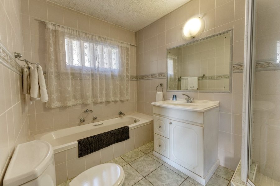 3 Bedroom Property for Sale in Willard Beach KwaZulu-Natal