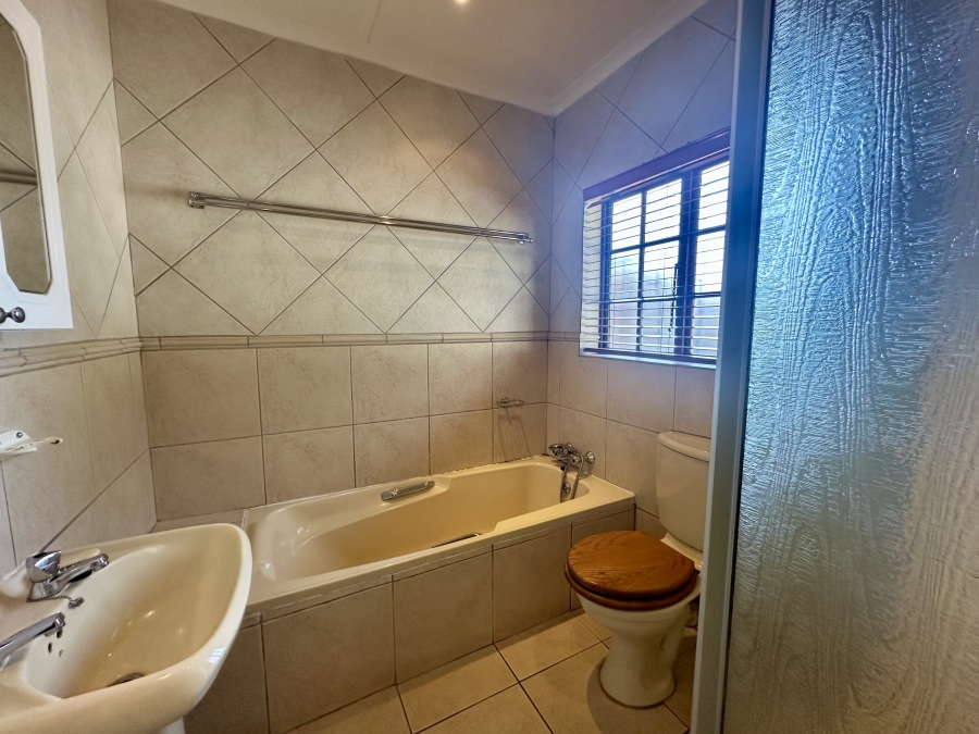 3 Bedroom Property for Sale in Meer En See KwaZulu-Natal