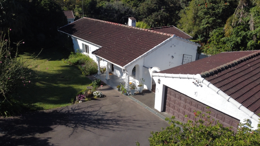 3 Bedroom Property for Sale in Kloof KwaZulu-Natal