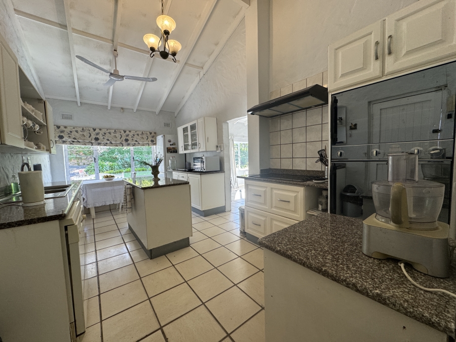 3 Bedroom Property for Sale in Kloof KwaZulu-Natal