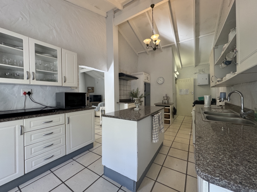3 Bedroom Property for Sale in Kloof KwaZulu-Natal