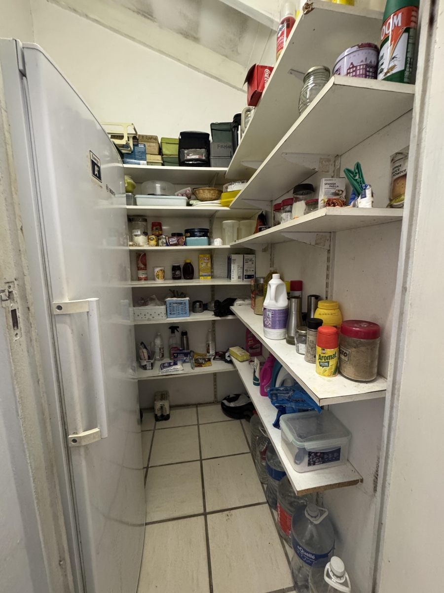 3 Bedroom Property for Sale in Kloof KwaZulu-Natal