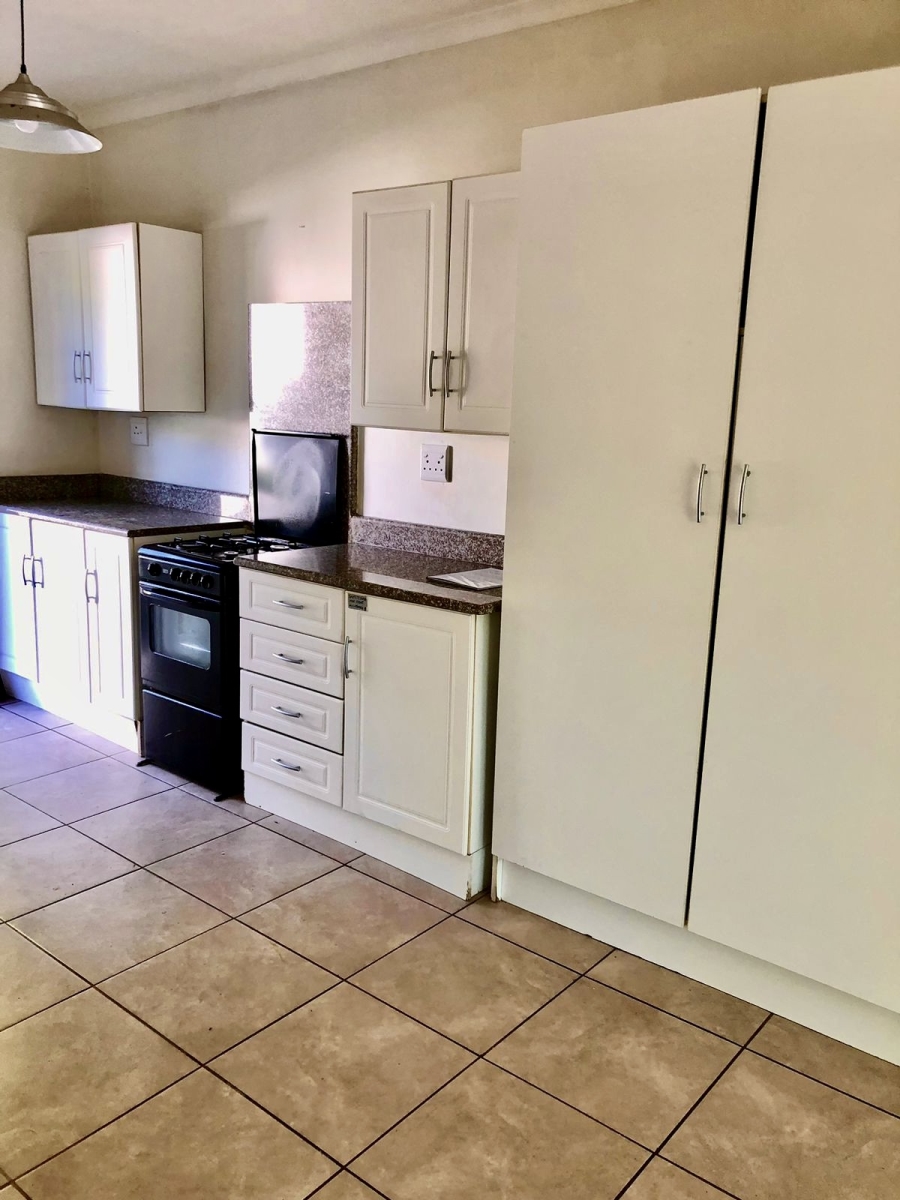 3 Bedroom Property for Sale in Kloof KwaZulu-Natal