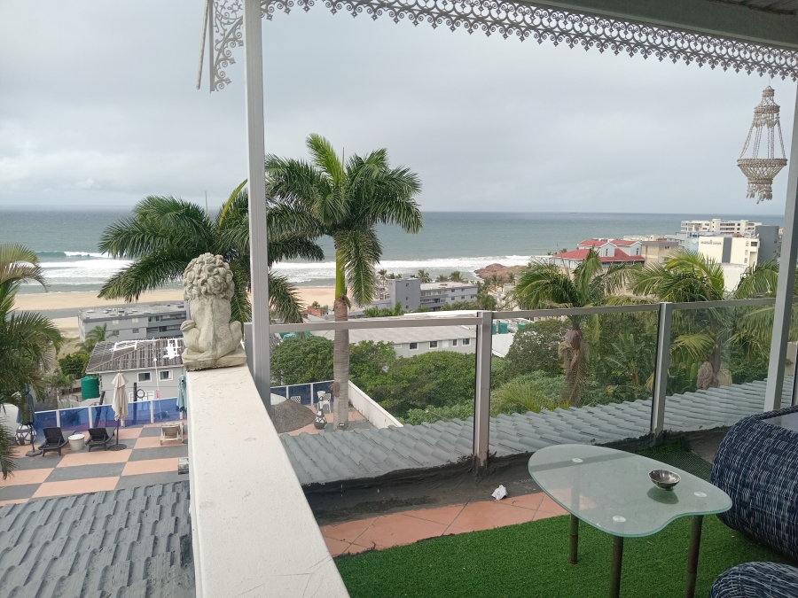 To Let 4 Bedroom Property for Rent in Margate Beach KwaZulu-Natal