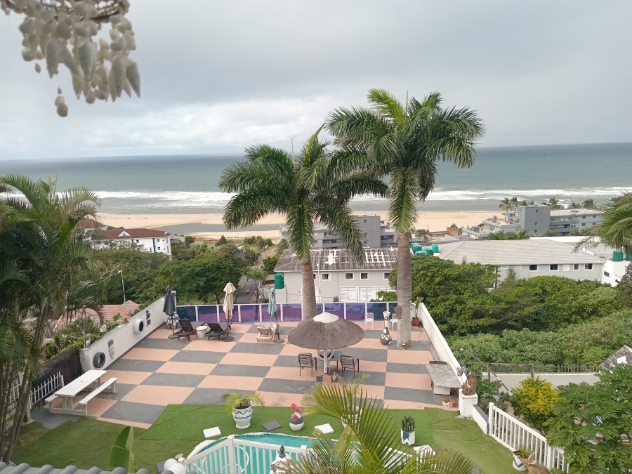 To Let 4 Bedroom Property for Rent in Margate Beach KwaZulu-Natal