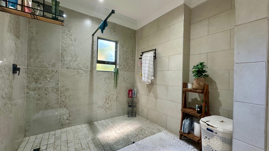3 Bedroom Property for Sale in Pennington KwaZulu-Natal