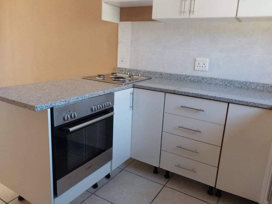 To Let 2 Bedroom Property for Rent in Crestholme KwaZulu-Natal