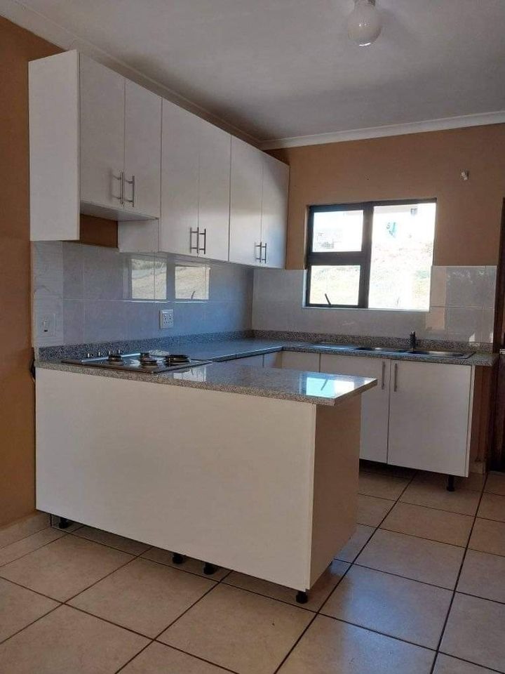 To Let 2 Bedroom Property for Rent in Crestholme KwaZulu-Natal