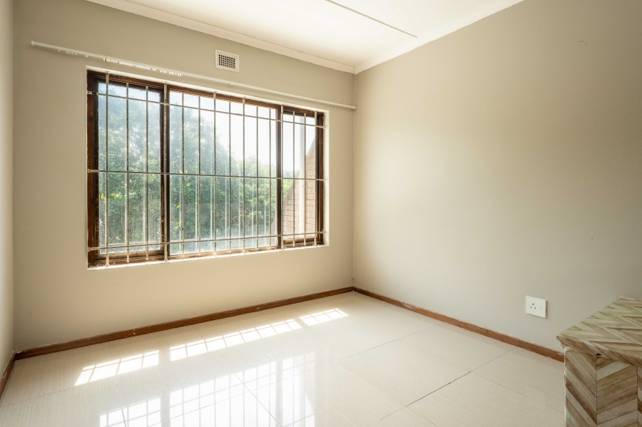 3 Bedroom Property for Sale in Scottburgh Central KwaZulu-Natal
