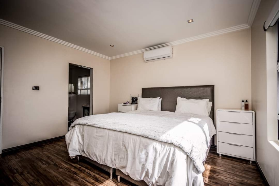 3 Bedroom Property for Sale in Ballitoville KwaZulu-Natal