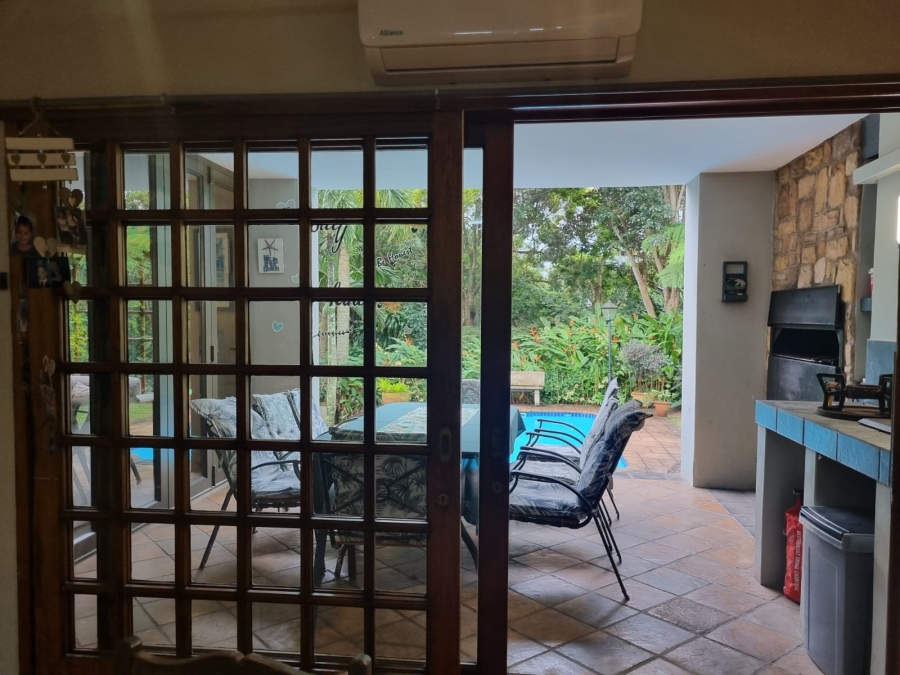 6 Bedroom Property for Sale in Meer En See KwaZulu-Natal