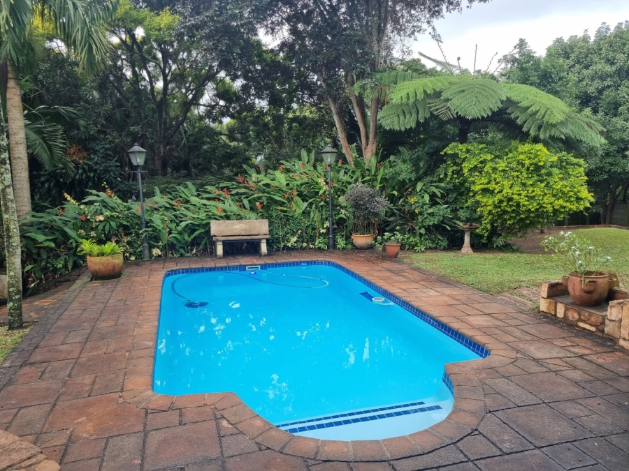 6 Bedroom Property for Sale in Meer En See KwaZulu-Natal