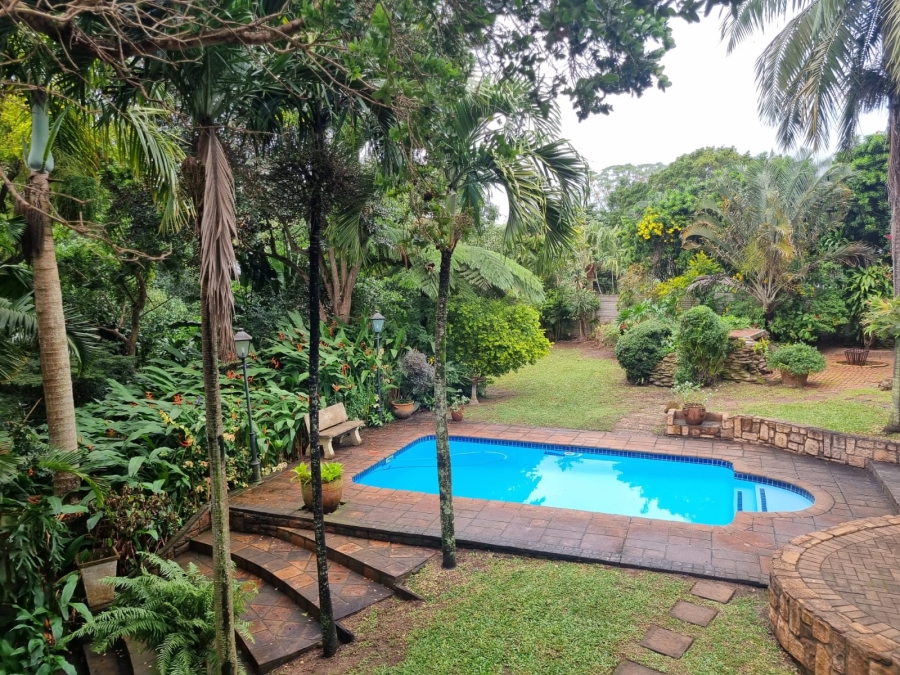 6 Bedroom Property for Sale in Meer En See KwaZulu-Natal