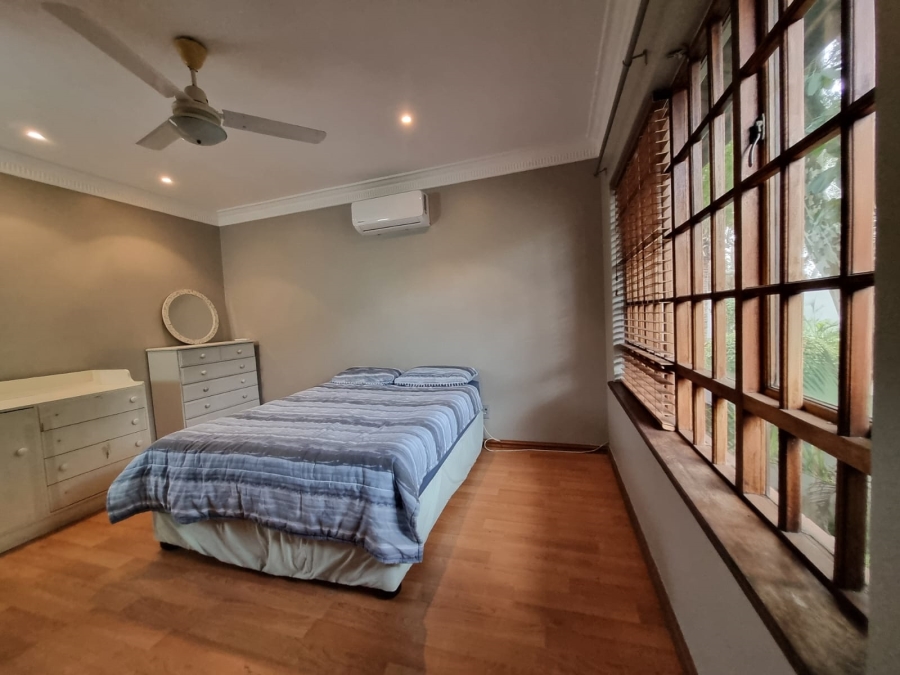 6 Bedroom Property for Sale in Meer En See KwaZulu-Natal