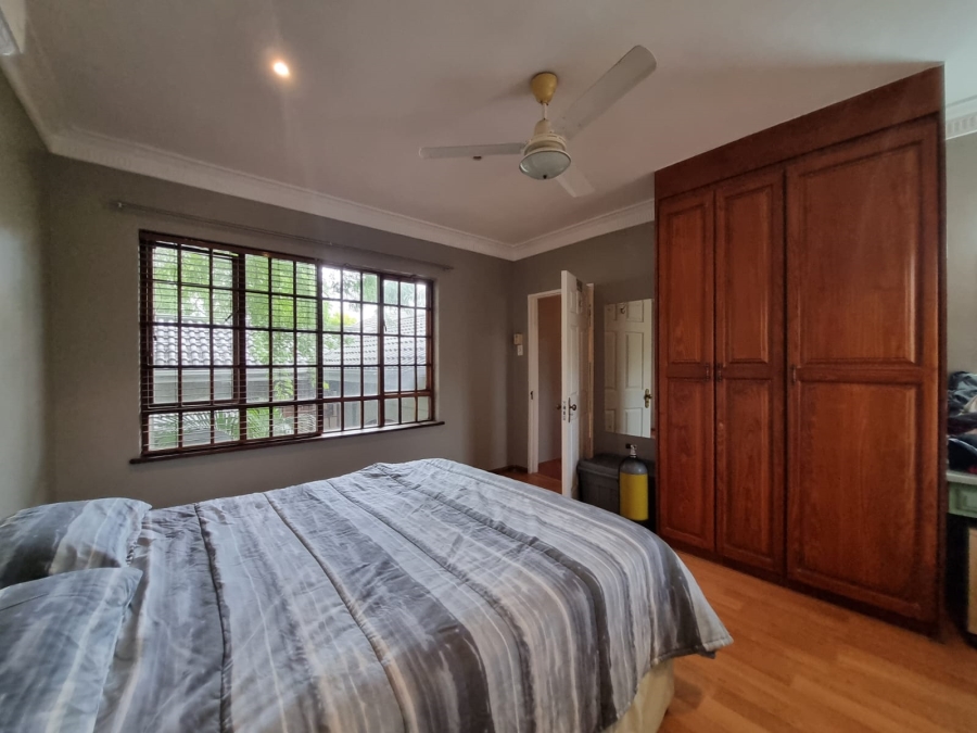 6 Bedroom Property for Sale in Meer En See KwaZulu-Natal