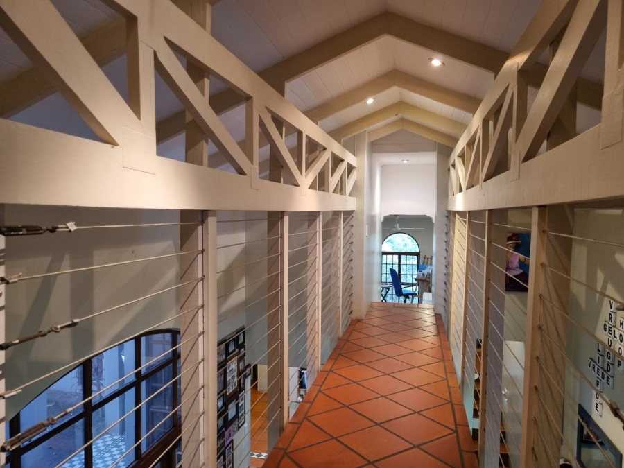 6 Bedroom Property for Sale in Meer En See KwaZulu-Natal