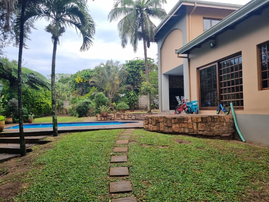 6 Bedroom Property for Sale in Meer En See KwaZulu-Natal