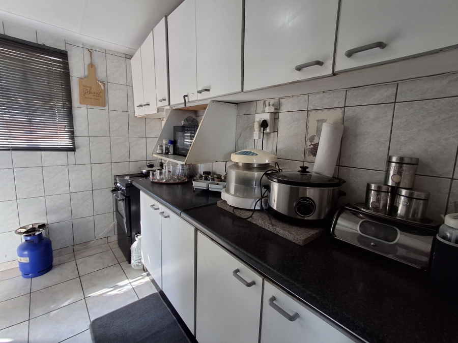 2 Bedroom Property for Sale in Bombay Heights KwaZulu-Natal