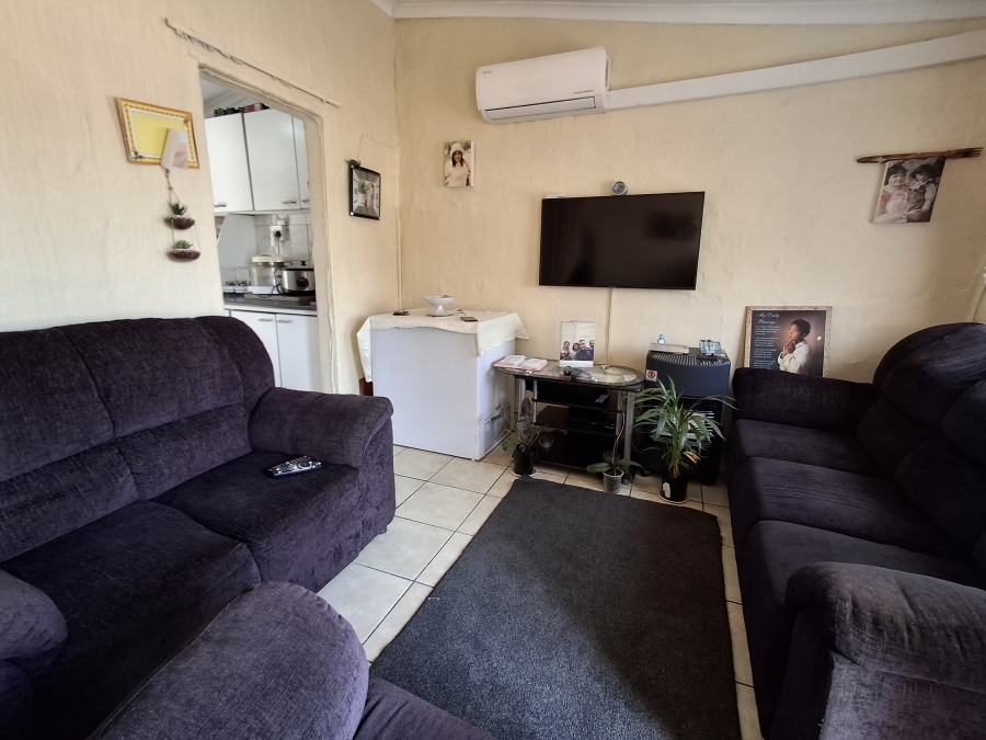 2 Bedroom Property for Sale in Bombay Heights KwaZulu-Natal