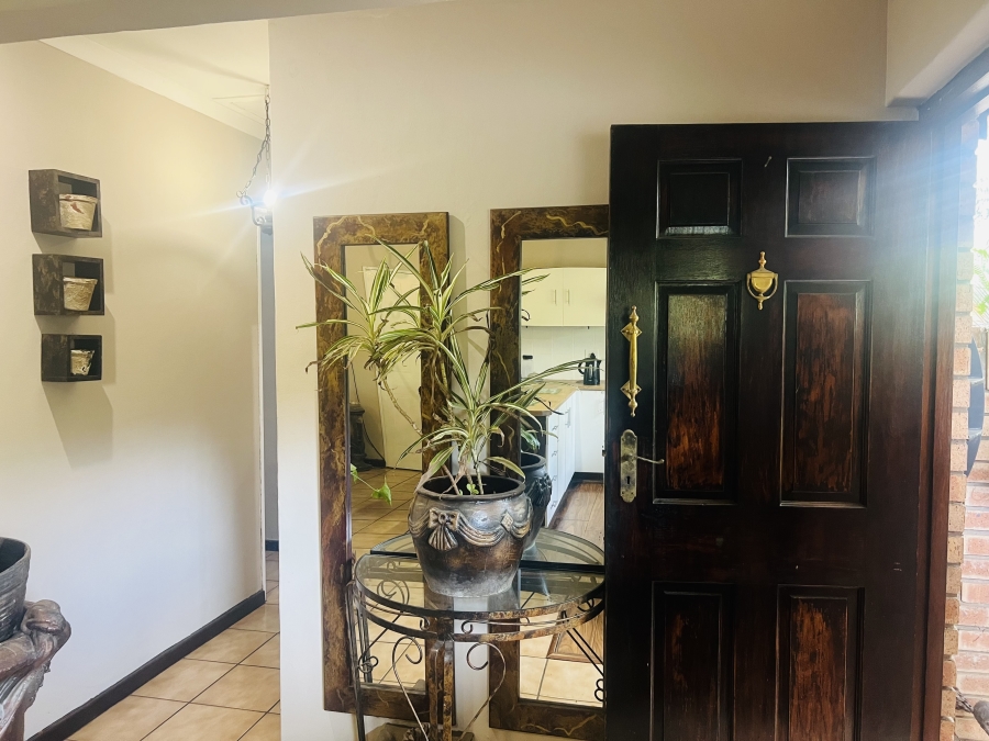 2 Bedroom Property for Sale in Montrose KwaZulu-Natal