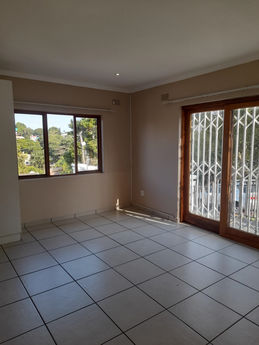 To Let 3 Bedroom Property for Rent in Amanzimtoti KwaZulu-Natal