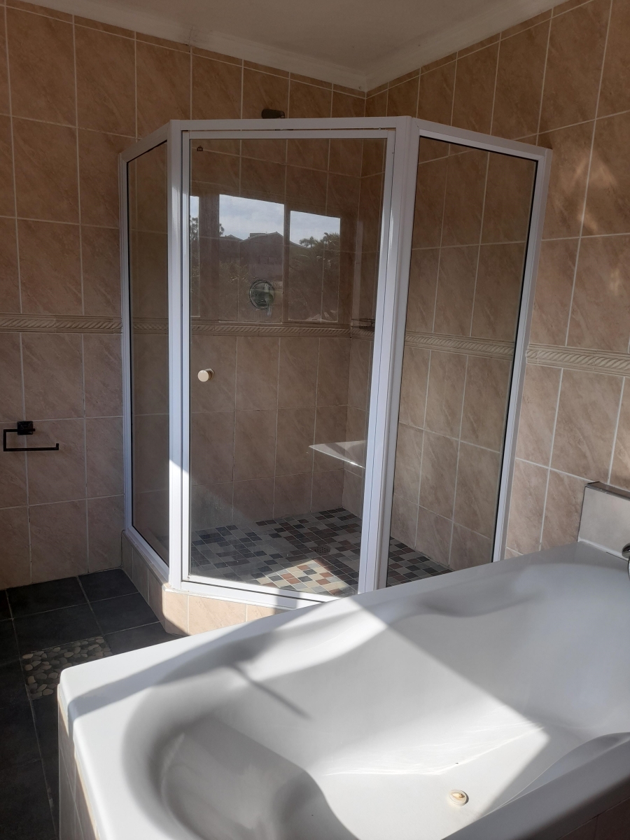 To Let 3 Bedroom Property for Rent in Amanzimtoti KwaZulu-Natal