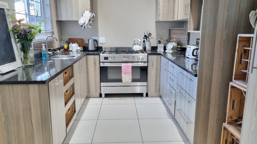 5 Bedroom Property for Sale in Hilton Central KwaZulu-Natal